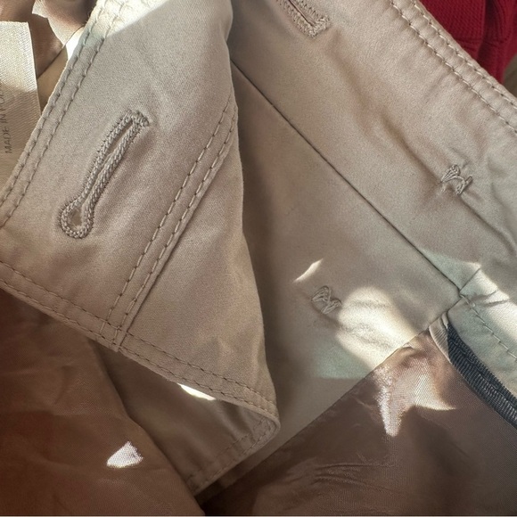 Burberry London Knee Length Pleated Skirt Tan Khaki Button Up Size 6 Small - Picture 9 of 13